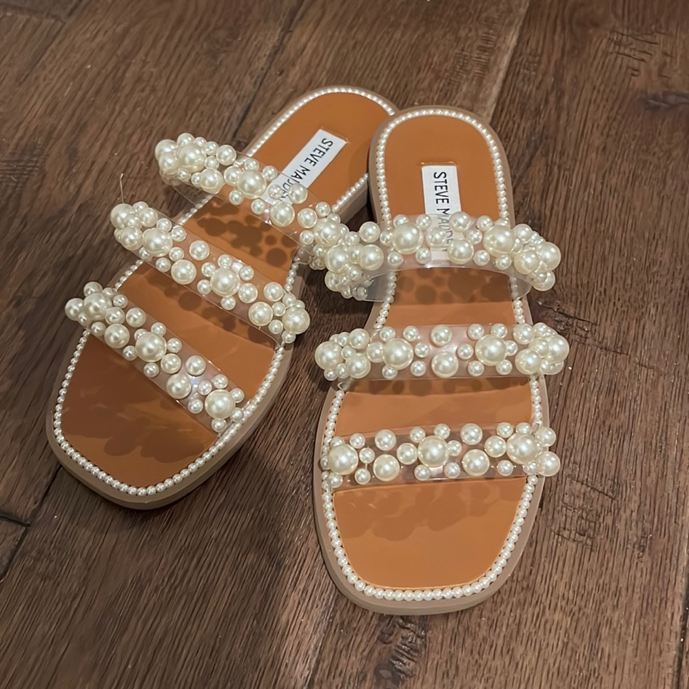 NWO BOX Steve Madden Taye Clear and Pearl Strappy Slide Sandal